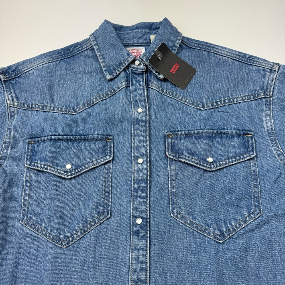 NEW! Men’s Levi’s Strauss & Co. Pearl Snap Denim Button Down Size Small W/Tags - Picture 2 of 6